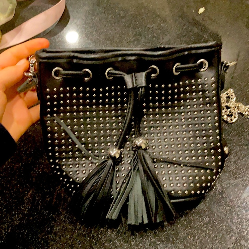 black crossover bag!